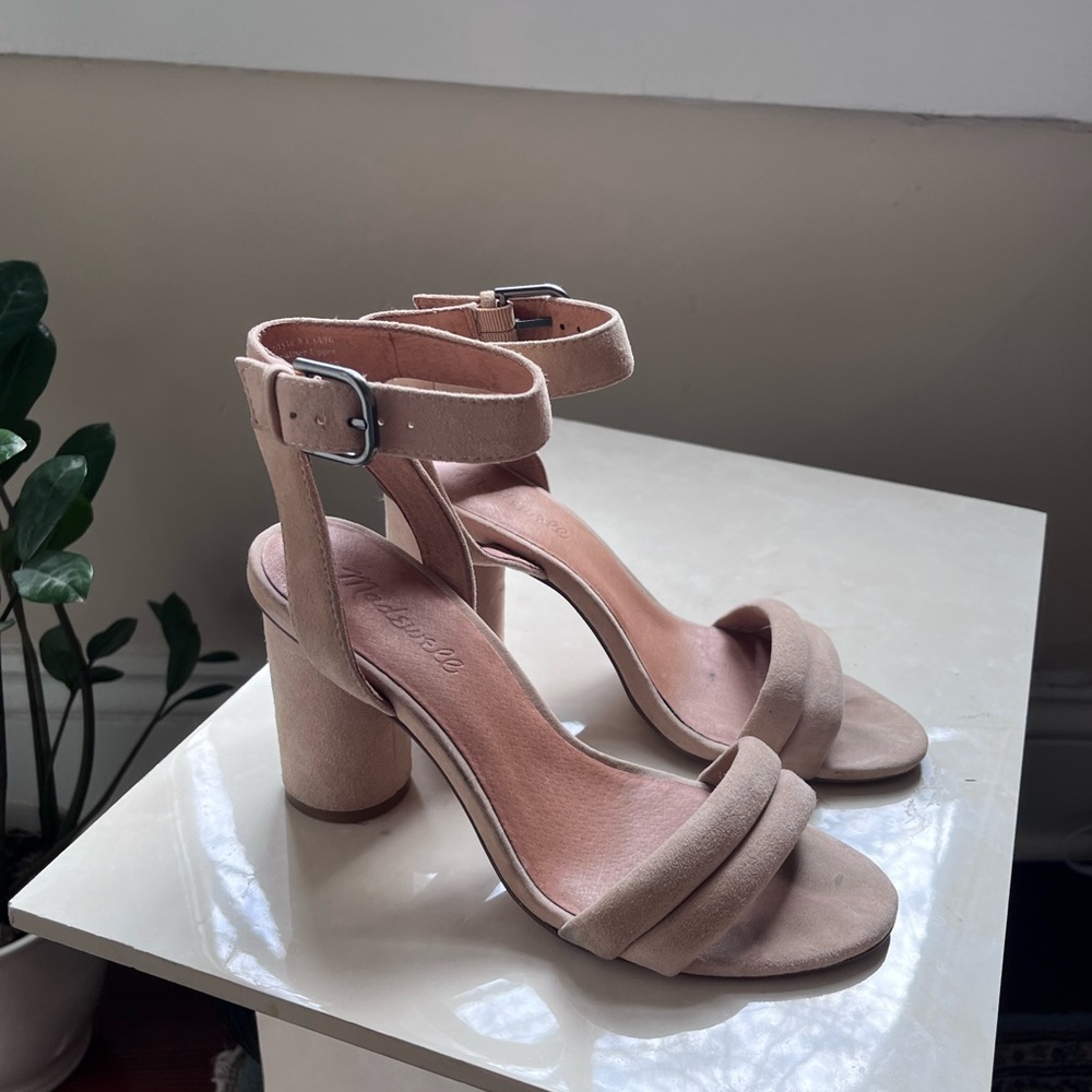 Madewell Suede Round Heel Sandal